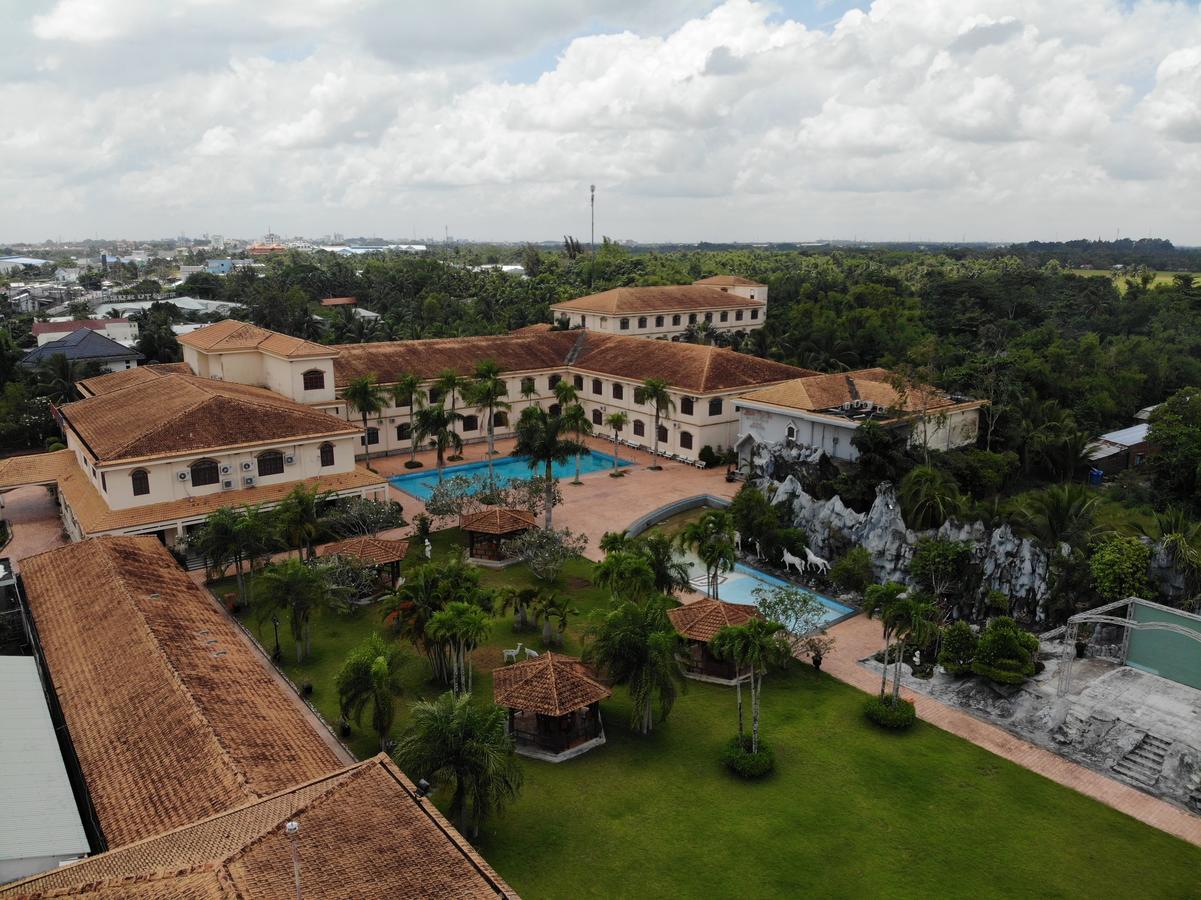 Ngoc Thu Hotel Soc Trang Zewnętrze zdjęcie